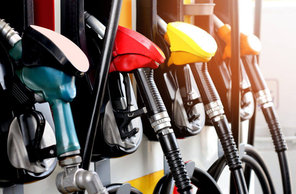 Venda direta dos produtores aos postos pode ajudar a baratear o etanol para os consumidores finais. (Fonte: Shutterstock/ThePowerPlant/Reprodução)