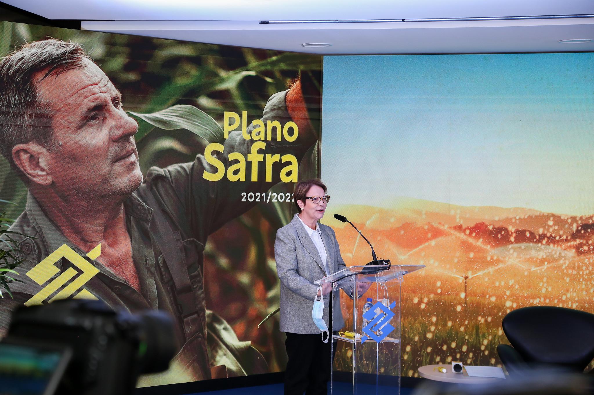 Plano Safra chegou a suspender novos contratos por falta de recursos. (Fonte: Marcos Corrêa/PR/Reprodução)