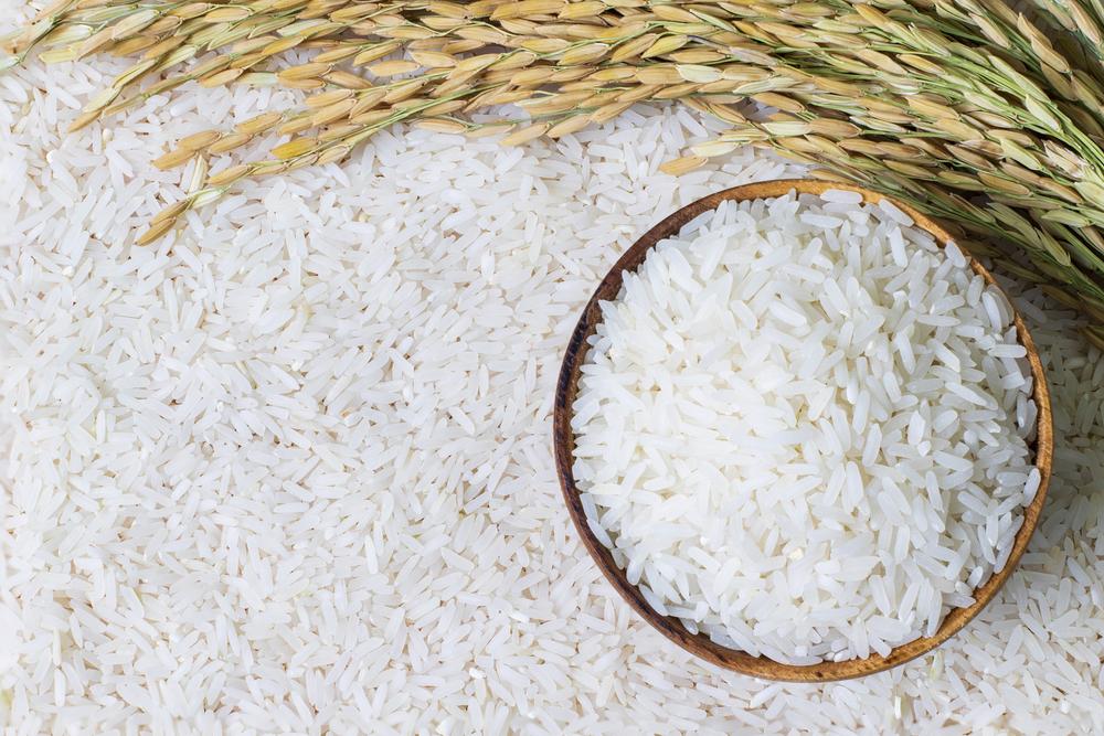 Preço do arroz poderá ter alta em 2022, caso a estimativa de retração da produção se confirme. (Fonte: Shutterstock/Reprodução)